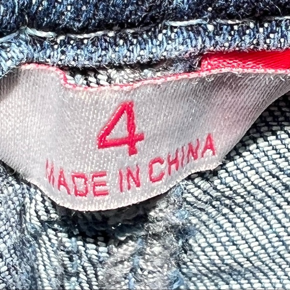 Laurie Felt Women’s Embroidered Bootcut Jeans 30” Waist - Picture 11 of 14